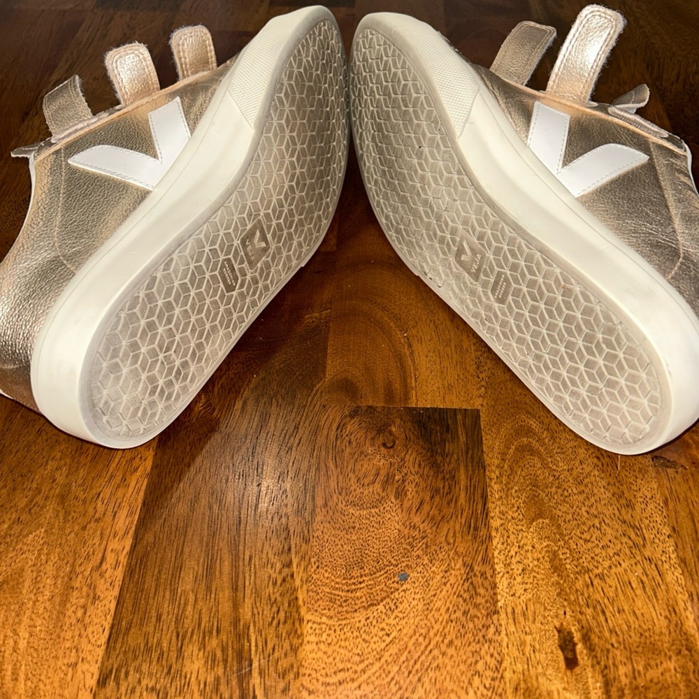 Veja Metallic Rose Gold Velcro Sneakers with White V Logo - Picture 12 of 12
